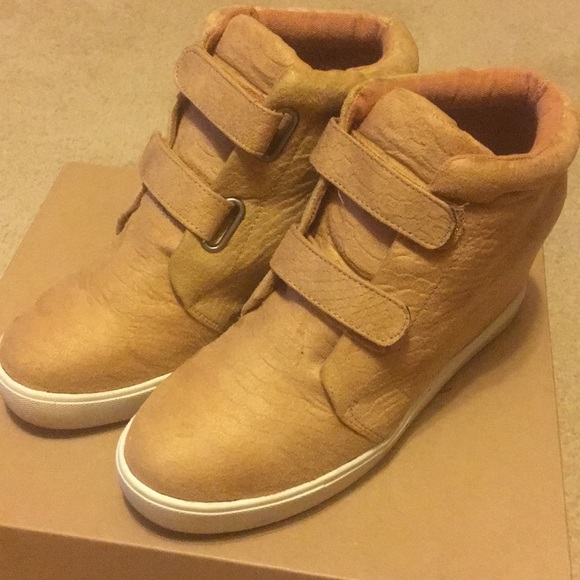 coconuts wedge sneaker